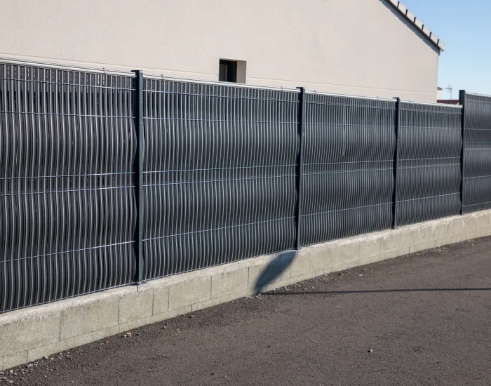 wall-fence-street-aluminium-mode